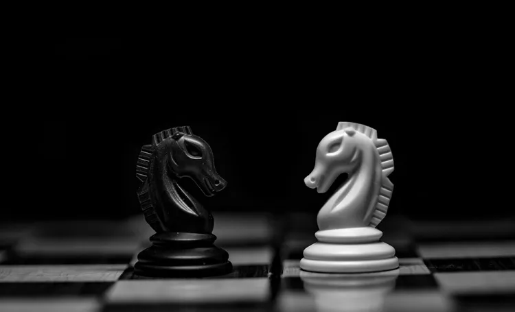 Entry Strategies That Mirror Institutional Behavior